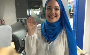فتاة أسترالية : ” شيطنة ” الإسلام دفعتني لاعتناقه