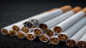 لماذا دعت ثاني أكبر شركة تبغ في العالم للإقلاع عن التدخين ؟