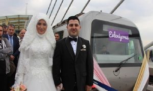 لأول مرة .. حفل زفاف في مترو أنفاق إسطنبول ( صور )