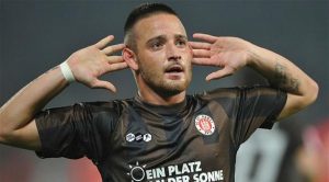 لاعب ألماني يواجه شبح السجن في تركيا