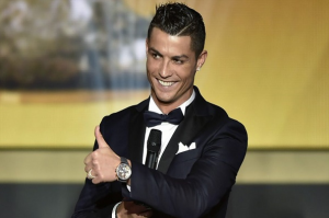 رونالدو واثق من حصوله على جائزة ” الكرة الذهبية “