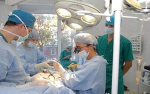 روسيا : عملية قلب جراحية فريدة تنقذ حياة طفل !