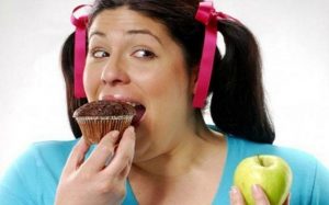 دراسة طبية : بهذه الطريقة يمكن أكل الحلوى دون زيادة الوزن !