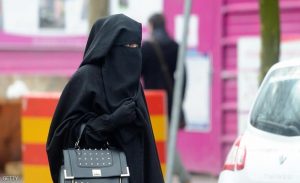 حجاب صومالية يثير الجدل في التشيك