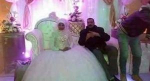 مصر : القبض على العجوز العانس التي احتفلت بزفافها ” دون عريس “