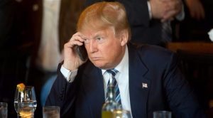 هاتف ترامب يعرض البيت الأبيض لتهديدات أمنية