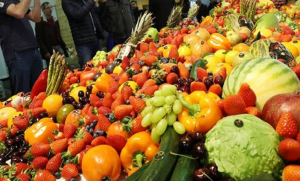 دراسة : تناول الخضروات و الفواكه عشر مرات يومياً قد يطيل العمر