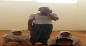 السعودية : القبض على “مؤذن ” بنغالي يستدرج النساء و يمارس الجنس معهن داخل مسجد ( فيديو )