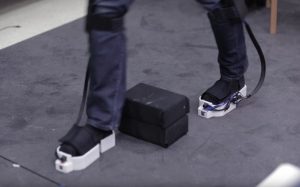 علماء يبتكرون أحذية ذكية لرواد الفضاء