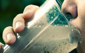 تقرير : 2 مليار شخص يستهلكون مياهاً ملوثة بفضلات البشر !