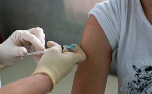 أطباء : التلقيح المنتظم ضد ” الإنفلونزا ” يشكل خطراً على الإنسان !