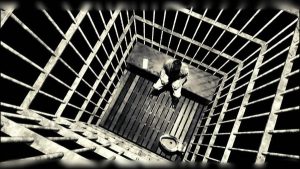 وفاة سجين أميركي عطشاً في زنزانته الانفرادية