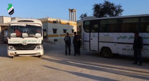 إدلب : ” النقل المجاني ” .. مشروع يخفف جزءاً من معاناة المدنيين من مصاعب المواصلات و غلاء أجورها ( فيديو )