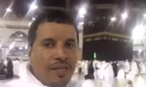 بالفيديو .. رجل عربي يؤدي العمرة على نية “ ترامب ” !