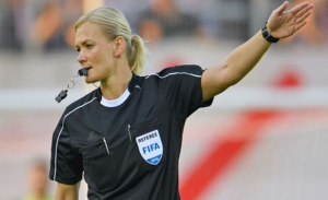 امرأة تقود مباريات في الدوري الألماني الموسم المقبل
