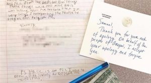 طفل أمريكي يراسل الحكومة للاعتذار عن ” سرقة قلم ” !