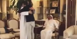 بعد فراق دام ست سنوات .. الإمارات : أب سوري يتمكن من لقاء ابنه بتدخل من حاكم عجمان (فيديو)