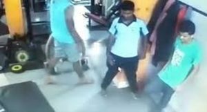 بالفيديو .. لحظة وفاة شاب هندي في ناد رياضي بشكل مفاجئ