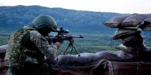 تركيا : عنصر من ” وحدات الحماية الكردية ” يسلم نفسه للقوات الأمنية التركية