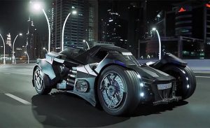 بالفيديو .. سيارة ” باتمان ” بلوحات سعودية في شوارع دبي