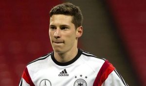 لوف يختار كابتن ألمانيا في كأس القارات 2017