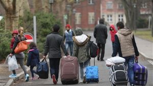 ألمانيا : سلطات الهجرة تطلب من رضيع ترك البلاد بعد رفض طلب لجوء عائلته
