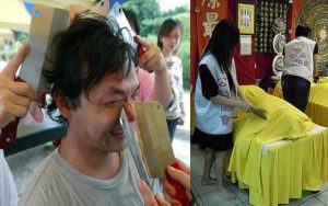 في تايوان .. طرق استرخاء عن طريق تدليك الجسم بـ ” السكاكين الحادة ” ! ( فيديو )