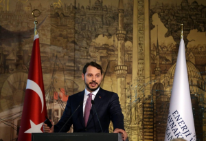 وزير الطاقة التركي : تركيا تبدأ نهاية العام بالتنقيب عن النفط و الغاز بإمكاناتها الخاصة