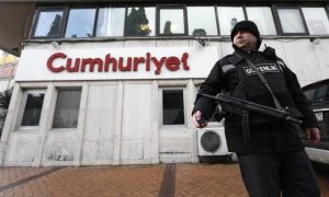 بدء محاكمة صحافيي جريدة “ جمهورييت ” التركية