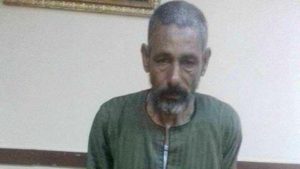مصر : القبض على الرجل الذي قتل ابنه رمياً بالرصاص أمام والدته