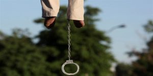 قانون جديد في إيران قد ينقذ خمسة آلاف مهرب مخدرات من الإعدام