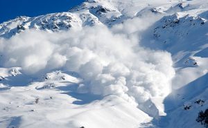 الانهيارات الجليدية في سويسرا تكشف عن مئات الجثث من القرن الماضي