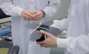 جامعة ألمانية تطلق مشروع بناء و إطلاق قمر اصطناعي صغير ( فيديو )
