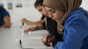 ألمانيا : ” الطريق إلى الجامعة ” .. جهود من جامعات ألمانية لدعم اللاجئين السوريين و منحهم فرصاً ليصبحوا ” قادة سوريا “