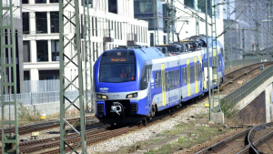 ألمانيا : عطل يتسبب باحتجاز 200 شخص في قطار بميونخ