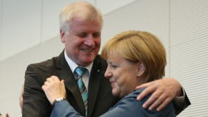 رئيس الحزب المسيحي الاجتماعي في بافاريا : اللاجئون لن يعيقوا التحالفات الانتخابية في ألمانيا