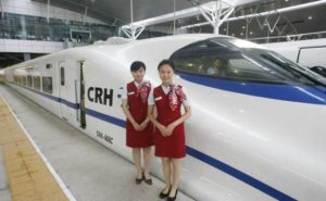 الصين تطلق أسرع قطار في العالم ما بين بكين و شانغهاي ( فيديو )