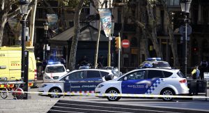 الشرطة : منفذ عملية الدهس في برشلونة ربما يكون على قيد الحياة و هارباً