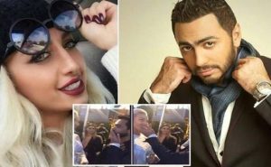 قبلة تامر حسني لعارضة أزياء سعودية تطغى على أهم إنجاز فني له في هوليوود ! ( فيديو )