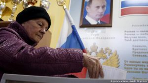 الروس يدلون بأصواتهم في انتخابات محلية و توقعات بفوز كاسح للحزب الحاكم