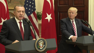 أردوغان : الولايات المتحدة افتعلت مشكلة تعليق التأشيرات