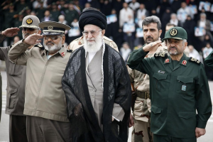 إيران تهدد : ” سنضم الولايات المتحدة لمعسكر الإرهابيين ” !