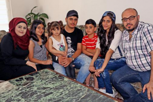 ألمانيا : استمرار لمعاناة اللاجئين السوريين بسبب ” إقامة السنة ” .. و خبير يعتبر لم الشمل محفزاً كبيراً للاندماج