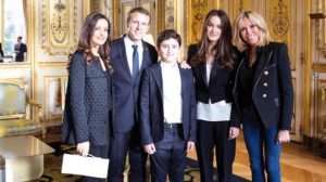 عائلة الحريري تزور الرئيس الفرنسي في باريس