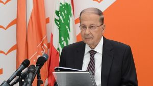 الرئيس اللبناني يحذر الدول العربية من دفع بلاده “ باتجاه النار ”