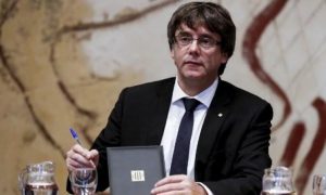 رئيس إقليم كتالونيا المقال يرفض العودة إلى مدريد للمثول أمام القضاء