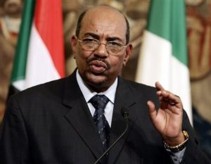 البشير ينفي وجود مطلب أمريكي بحظر الحركة الإسلامية في السودان