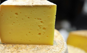 تعرف على فوائد الجبنة و مضارها