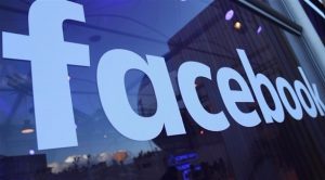 ” فيس بوك ” تختبر قريباً ميزة وسم الأخبار العاجلة و المغلف الأحمر