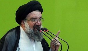 رجل دين إيراني متشدد يتعرض للانتقاد بعد استخدامه لتويتر